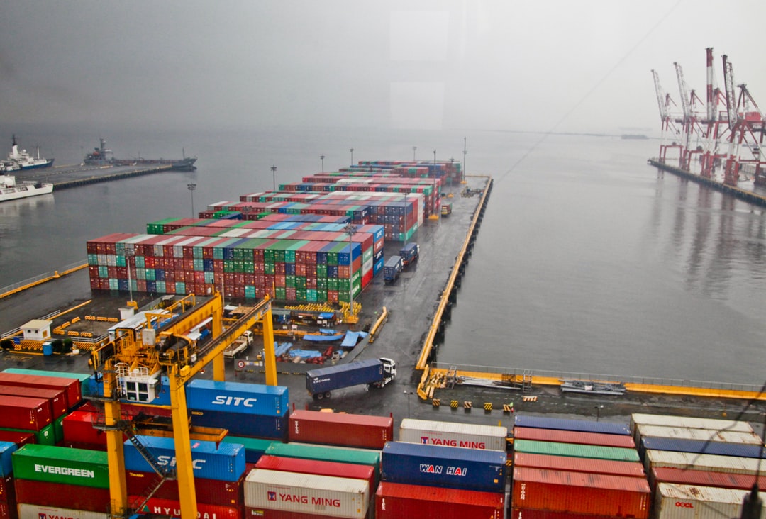 Containerterminal in de haven